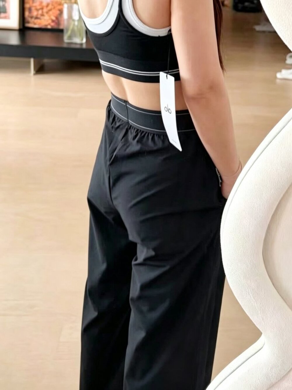 ALO Yoga Suit Up Trouser Black NWT Regular 30" Inseam🖤 - Picture 2 of 10